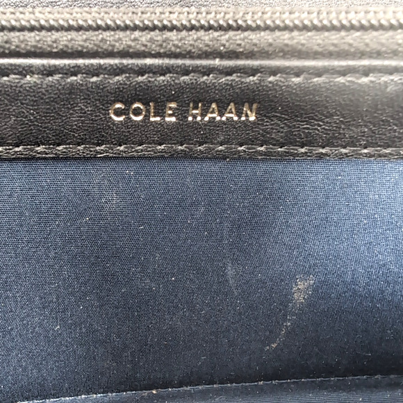 COLE HAAN Women's Wallet Smooth Leather Continental Signature Zip Around Black - Picture 7 of 7